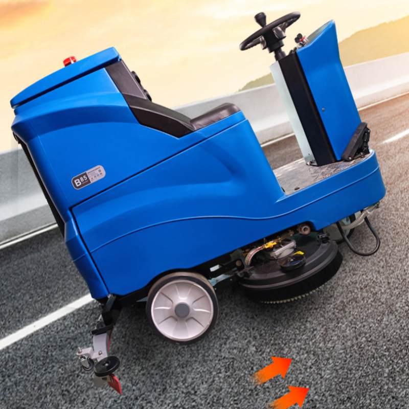 B85 Ride On Floor Scrubber